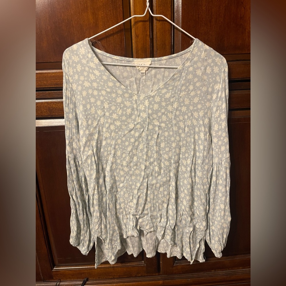 143 Story Boutique Womens top